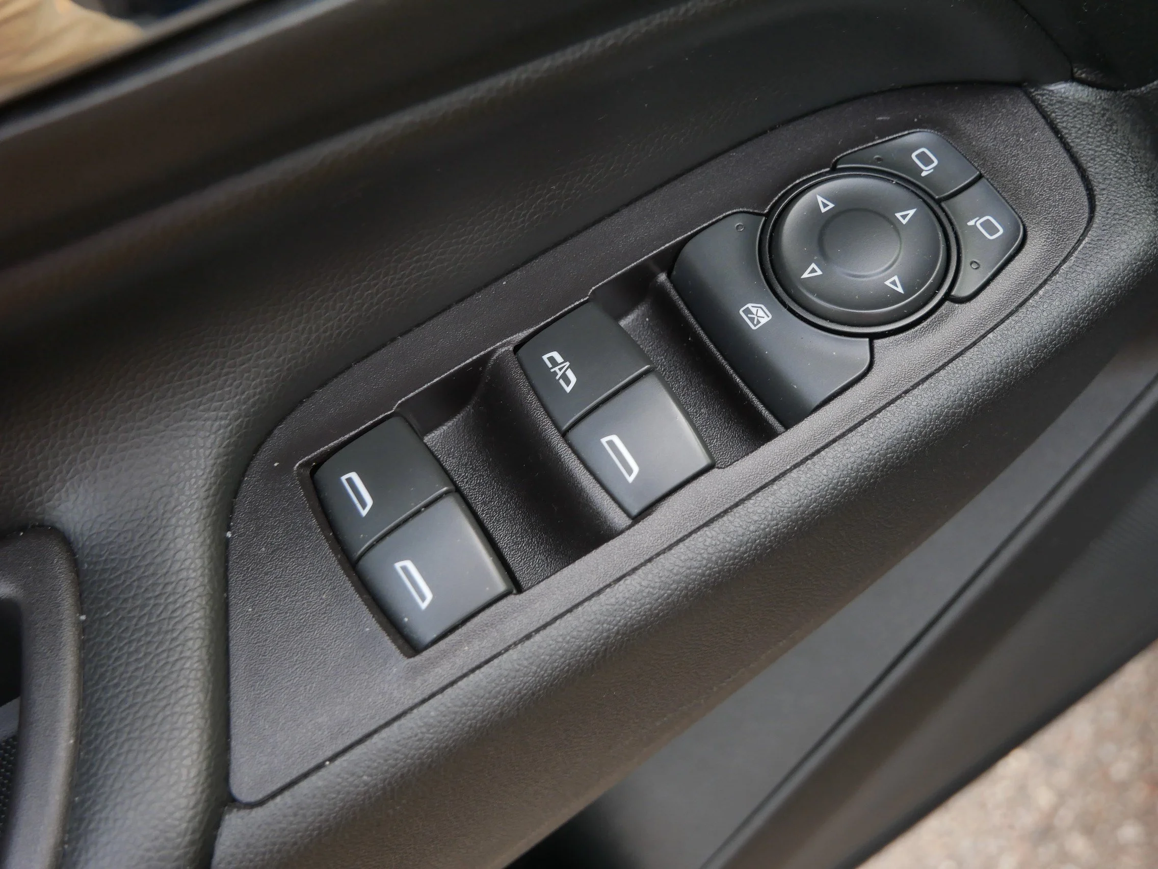 Used 2020 Chocolate Metallic Chevrolet LT image 21