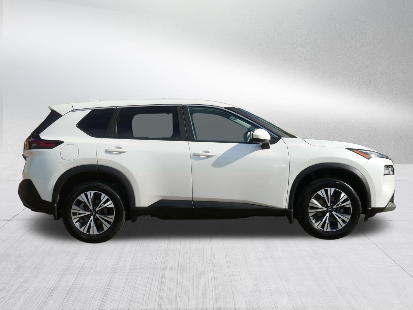 Certified Used 2023 Pearl White Tricoat Nissan SV image 8