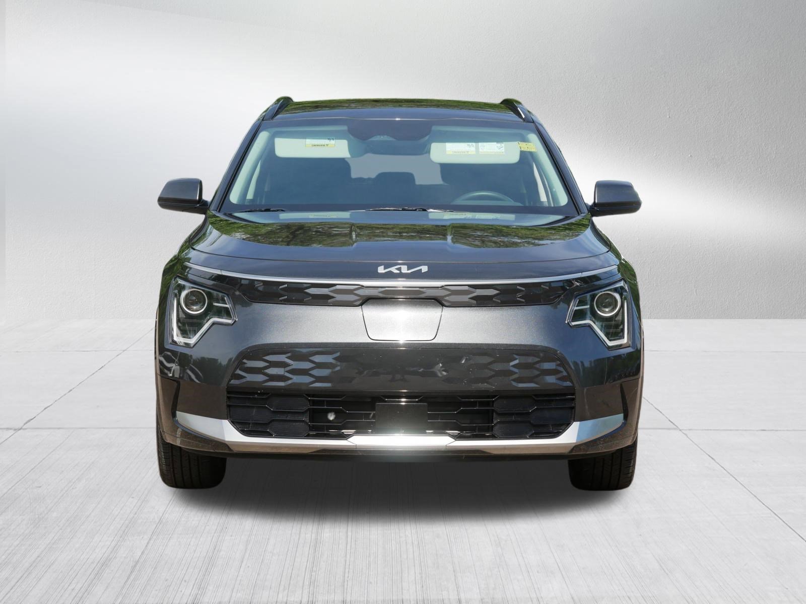 Used 2024 Kia Niro Wind with VIN KNDCR3L11R5092664 for sale in Inver Grove Heights, MN
