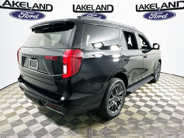 New 2026 Ford Expedition Platinum