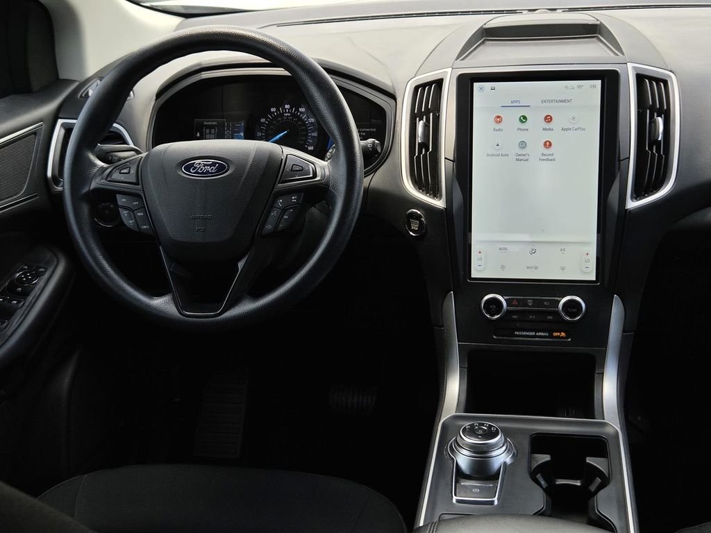 Used 2023 Oxford White Ford SE image 35