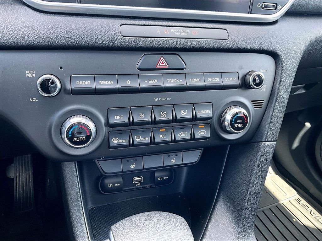 Used 2020 Red Kia LX image 26