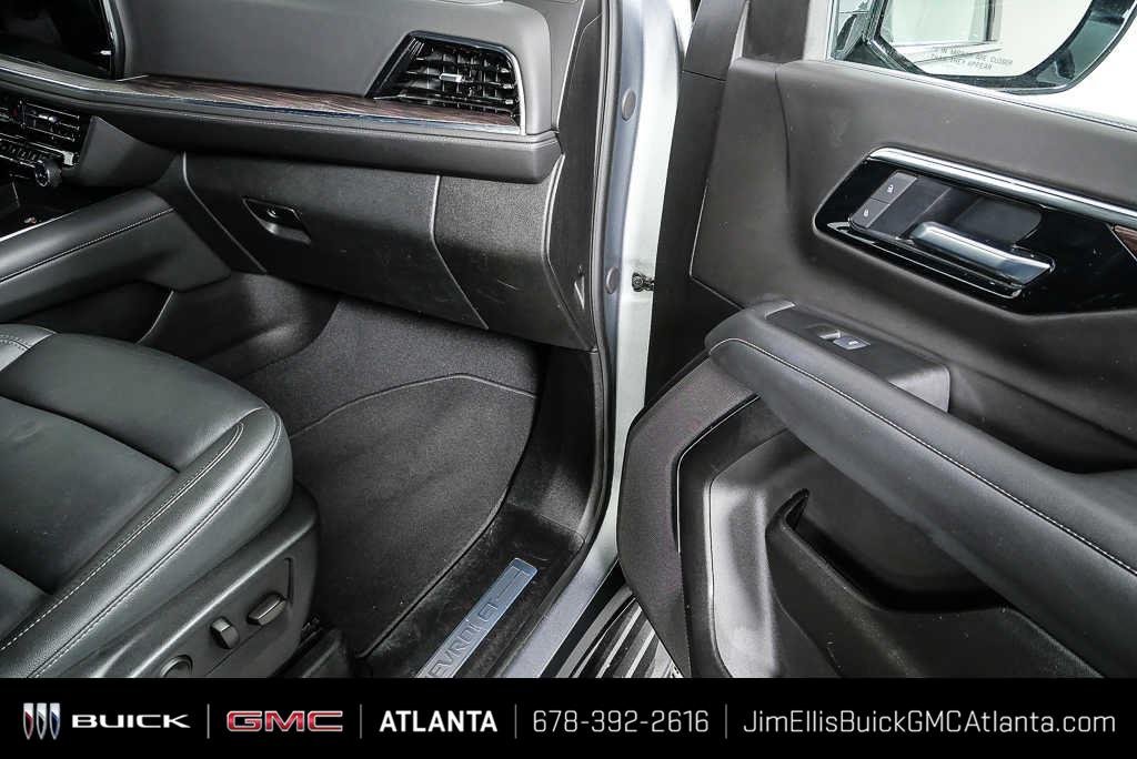 2025 Chevrolet Tahoe LT - Photo 24