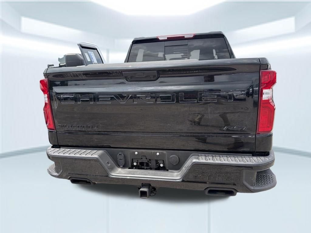 Used 2025 Black Chevrolet RST image 10