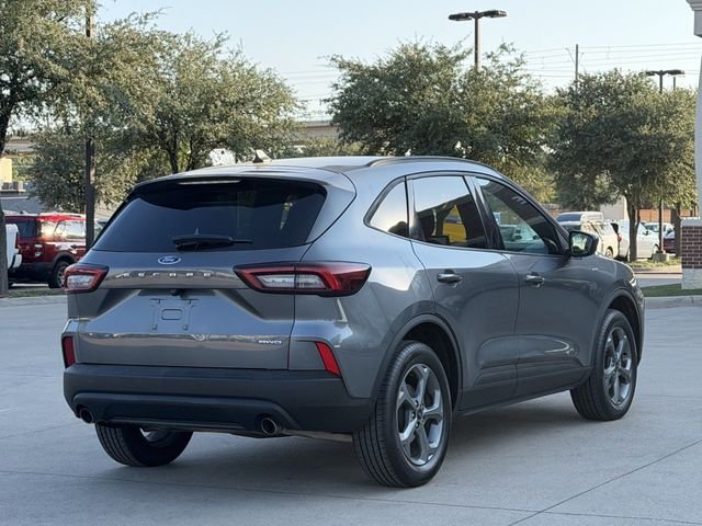 Used 2025 Gray Ford ST-Line Select image 4
