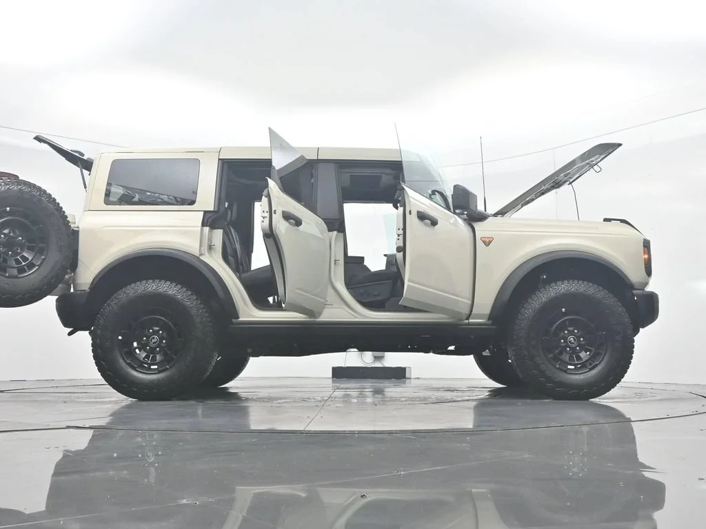 New 2026 Desert Sand Ford Badlands® image 62