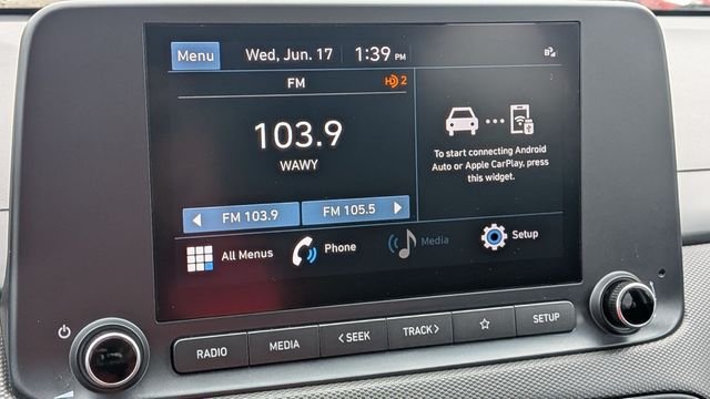 Used 2023 Gray Hyundai SEL image 17