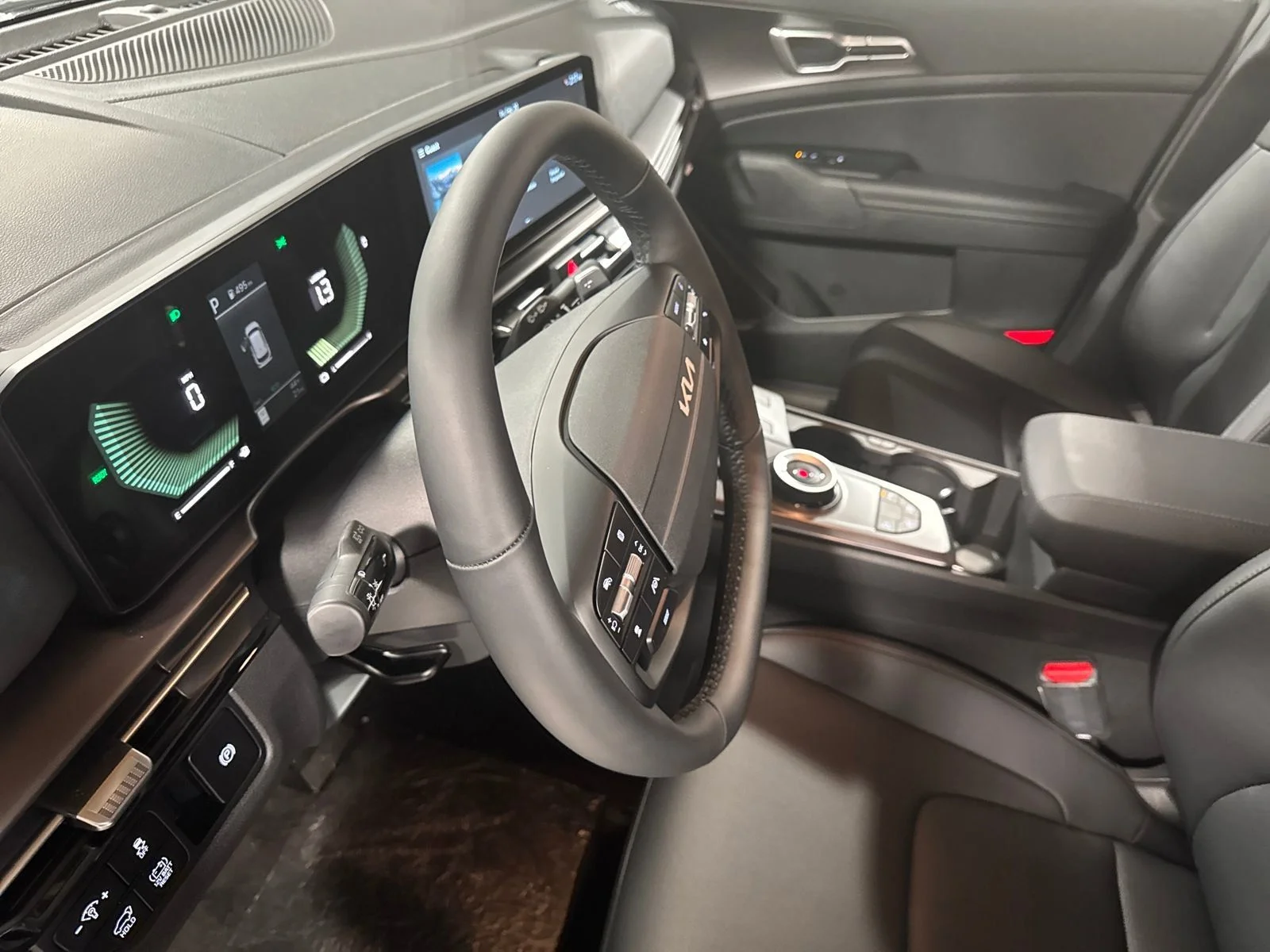 New 2026 Snow White Pearl Kia EX image 21