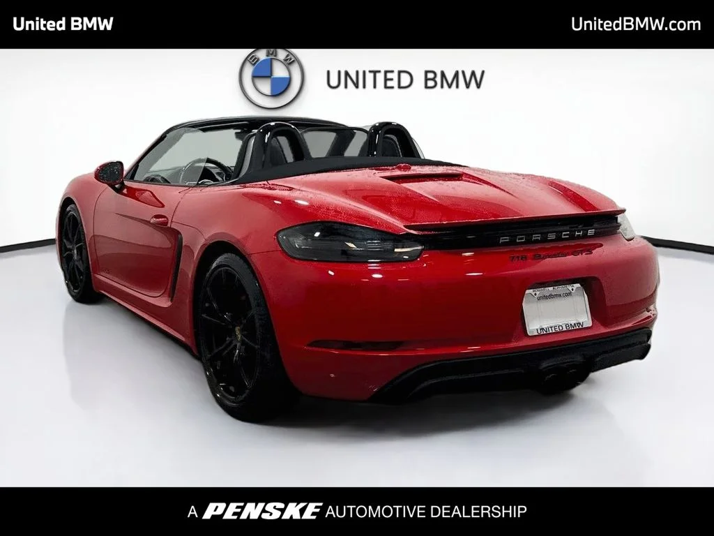 Used 2018 Carmine Red Porsche S image 7