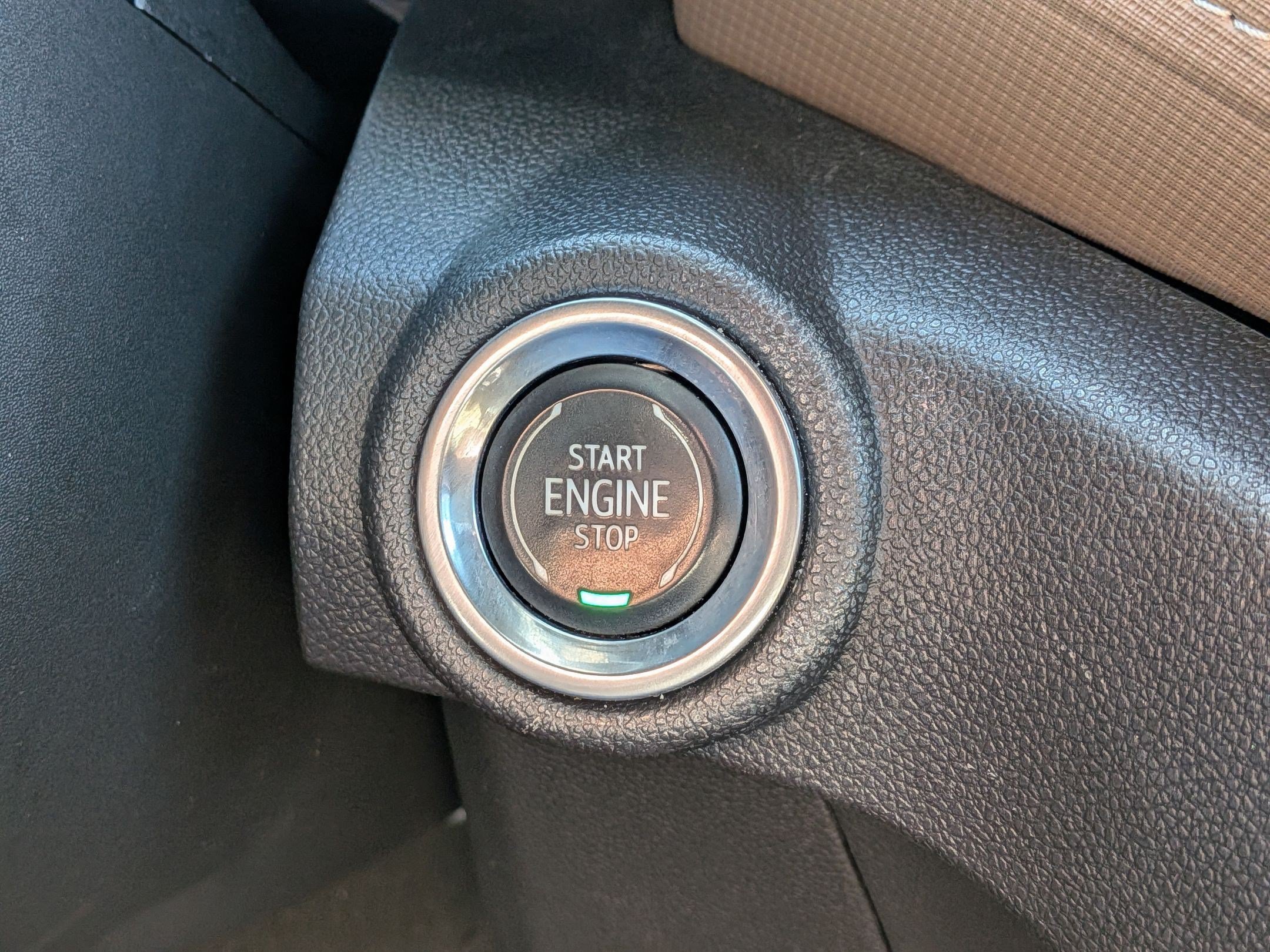 Certified Used 2022 Summit White Chevrolet ACTIV image 23