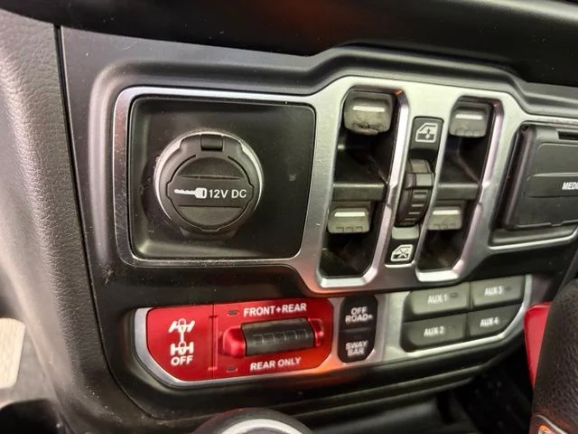 Used 2022 Black Jeep Rubicon image 30