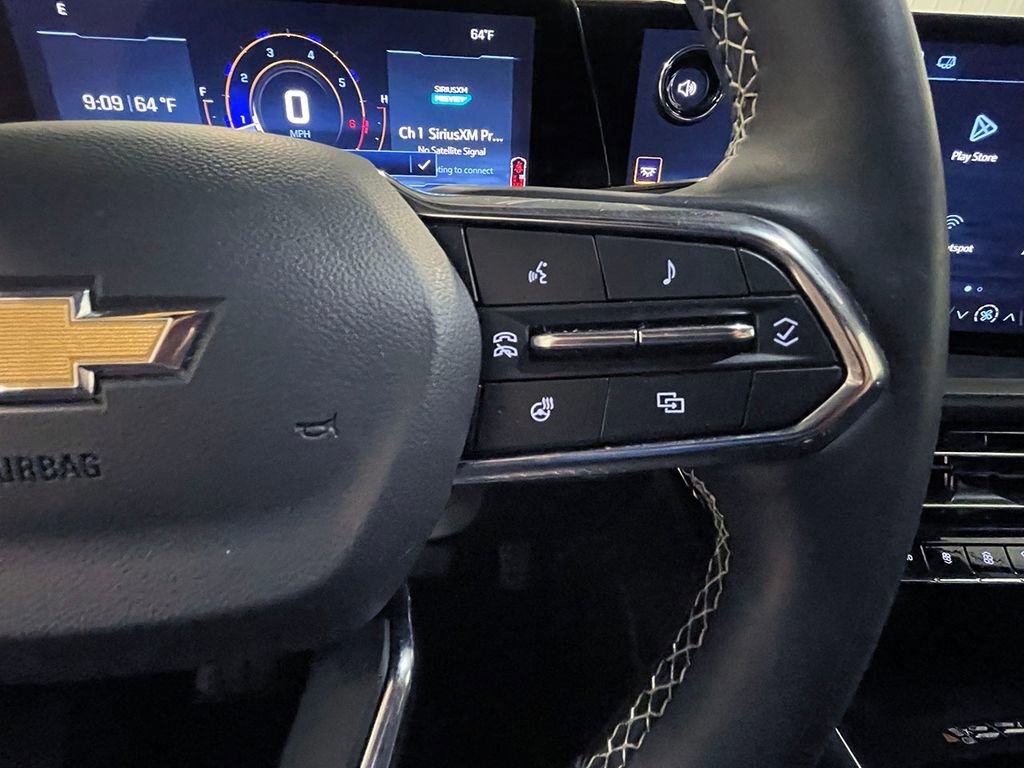 Used 2025 Lakeshore Blue Metallic Chevrolet LT image 38