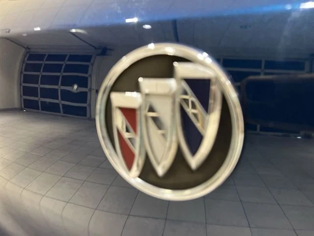 Used 2021 Deep Buick Select image 26
