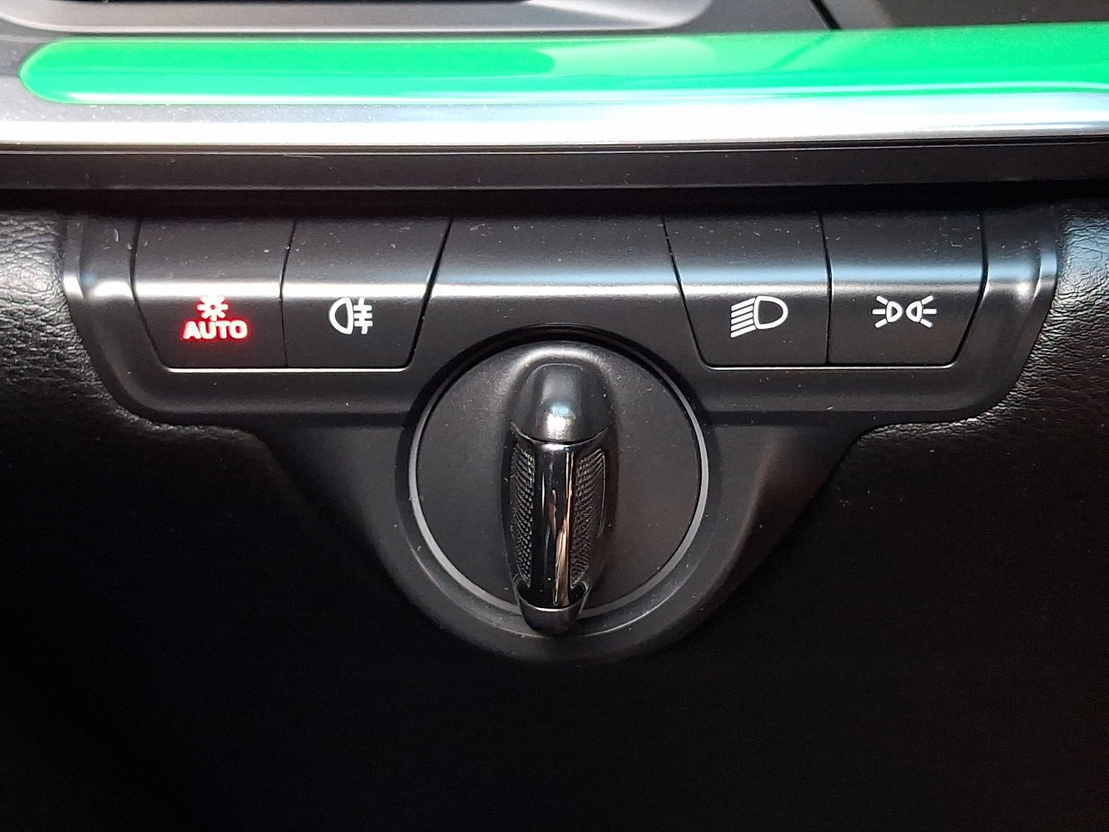 Used 2022 Python Green   3I Porsche Carrera image 24