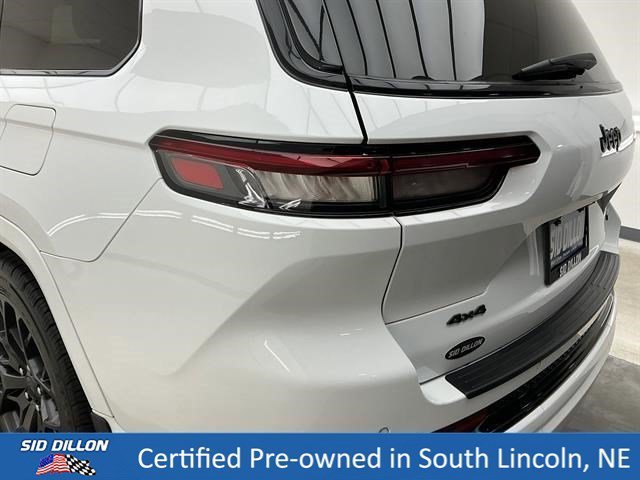 Used 2023 Bright White Clearcoat Jeep Summit Reserve image 22