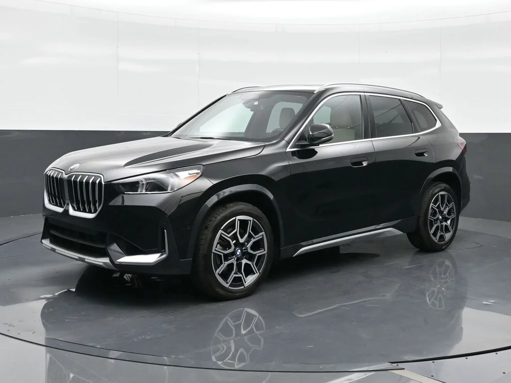 2025 BMW X1 xDrive28i's photo