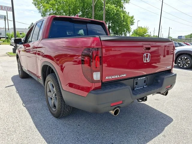 Used 2023 Red Honda RTL image 6