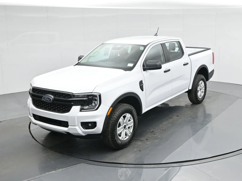 New 2025 White Ford XL image 33