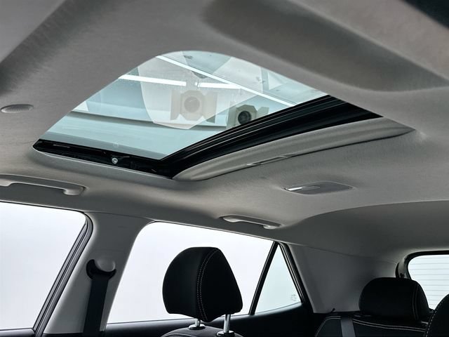 2025 Hyundai Venue SEL - Photo 35