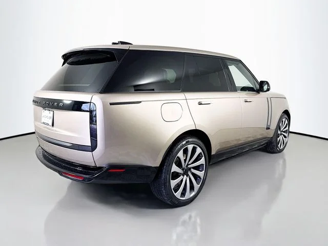 New 2026 Batumi Gold Premium Metallic Land Rover SE image 5