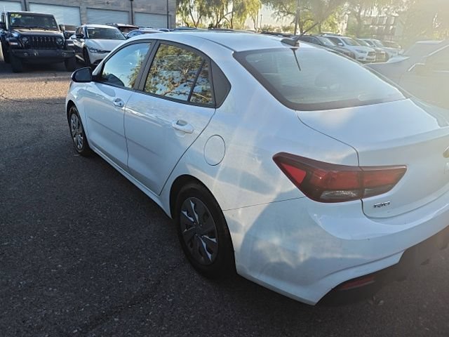 Used 2020 Clear White Kia S image 10