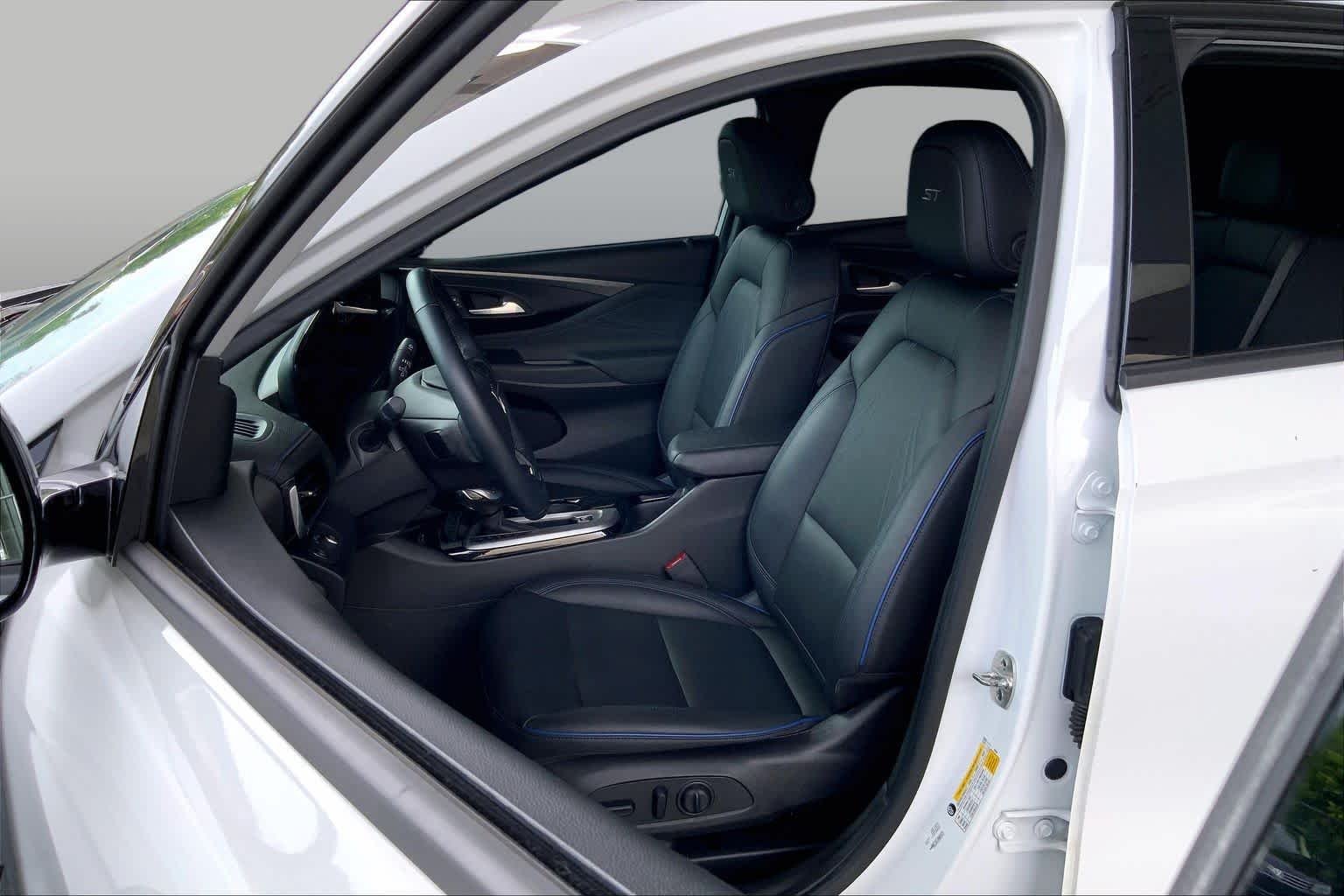 Used 2024 Summit White Buick Sport Touring image 8