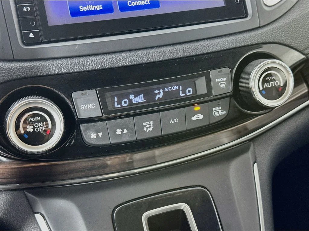 Used 2015 Blue Honda EX-L image 18
