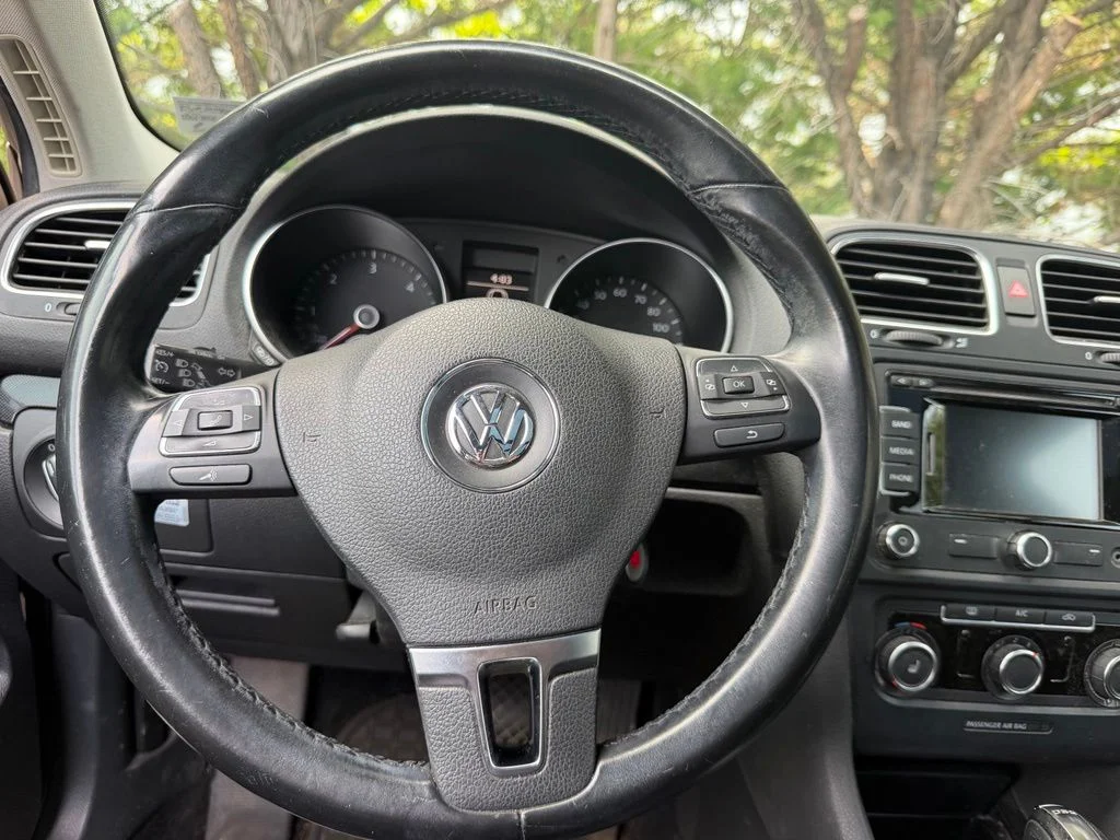 Used 2013 Silver Volkswagen 2.0L TDI image 12