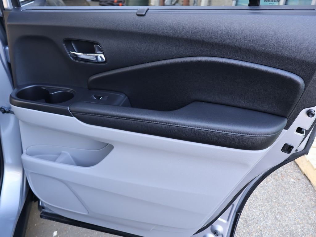 2021 Honda Pilot SE - Photo 30