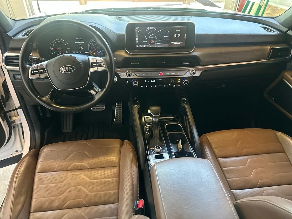 Used 2021 White Kia SX image 25