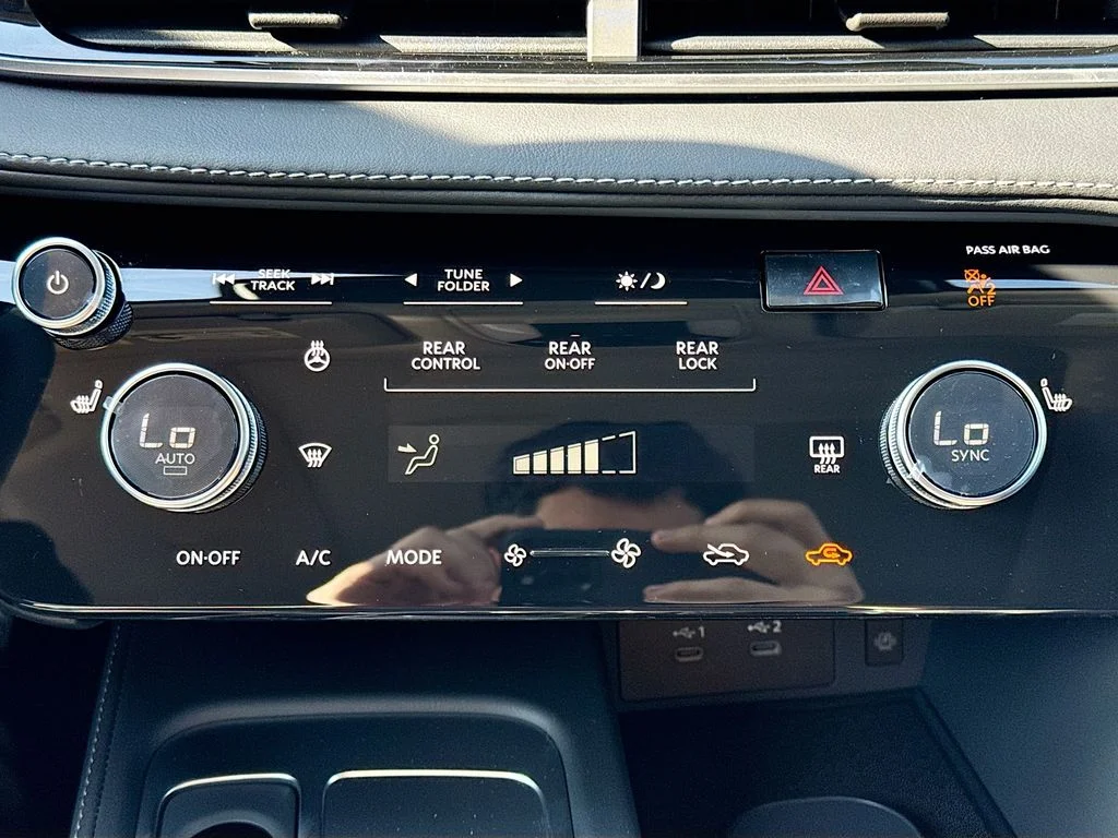 New 2027 BLACK OBSIDIAN INFINITI Pure FWD image 16