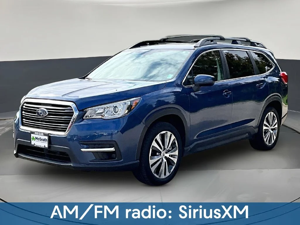 Used 2020 Blue Subaru Premium image 3