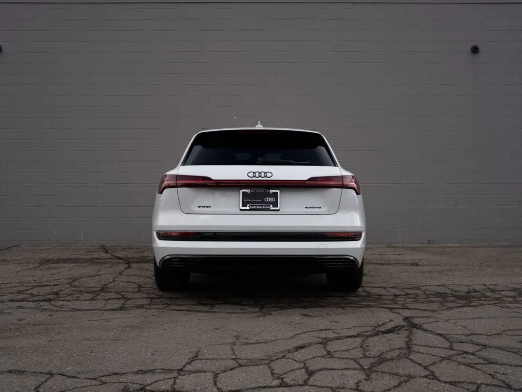 Used 2022 White Audi Premium image 6