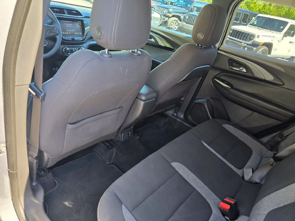 Used 2023 Gray Chevrolet LT image 24