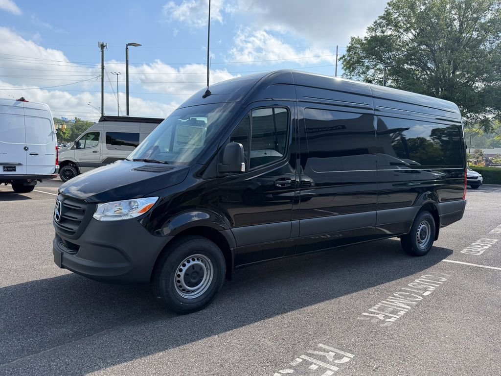 New 2026 Jet Black Mercedes-Benz Cargo 170 WB image 5