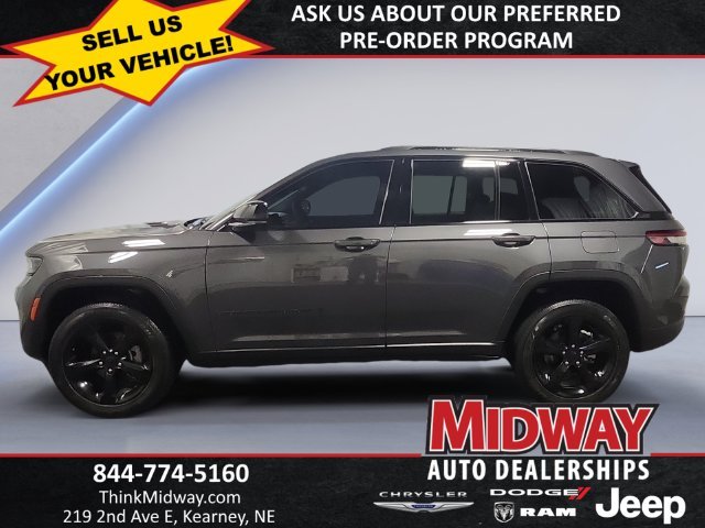 Used 2025 Gray Jeep Altitude X image 2