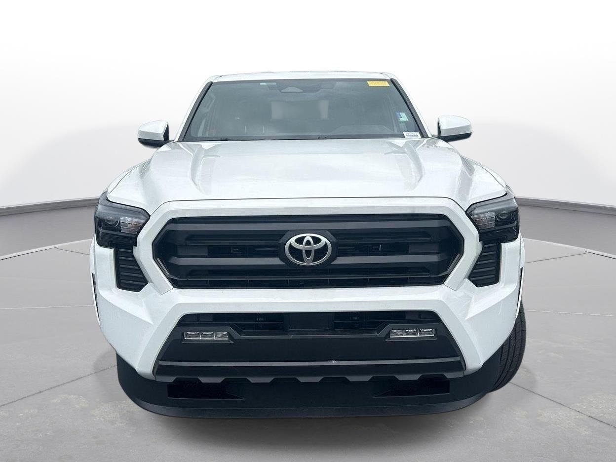 Used 2026 Ice Cap Toyota SR5 image 3