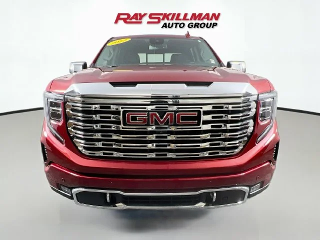 Used 2022 Red GMC Denali image 2