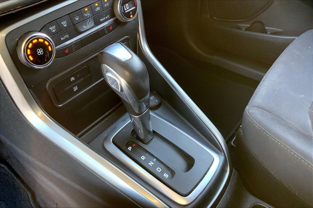 Used 2018 Smoke Metallic Ford SE image 15