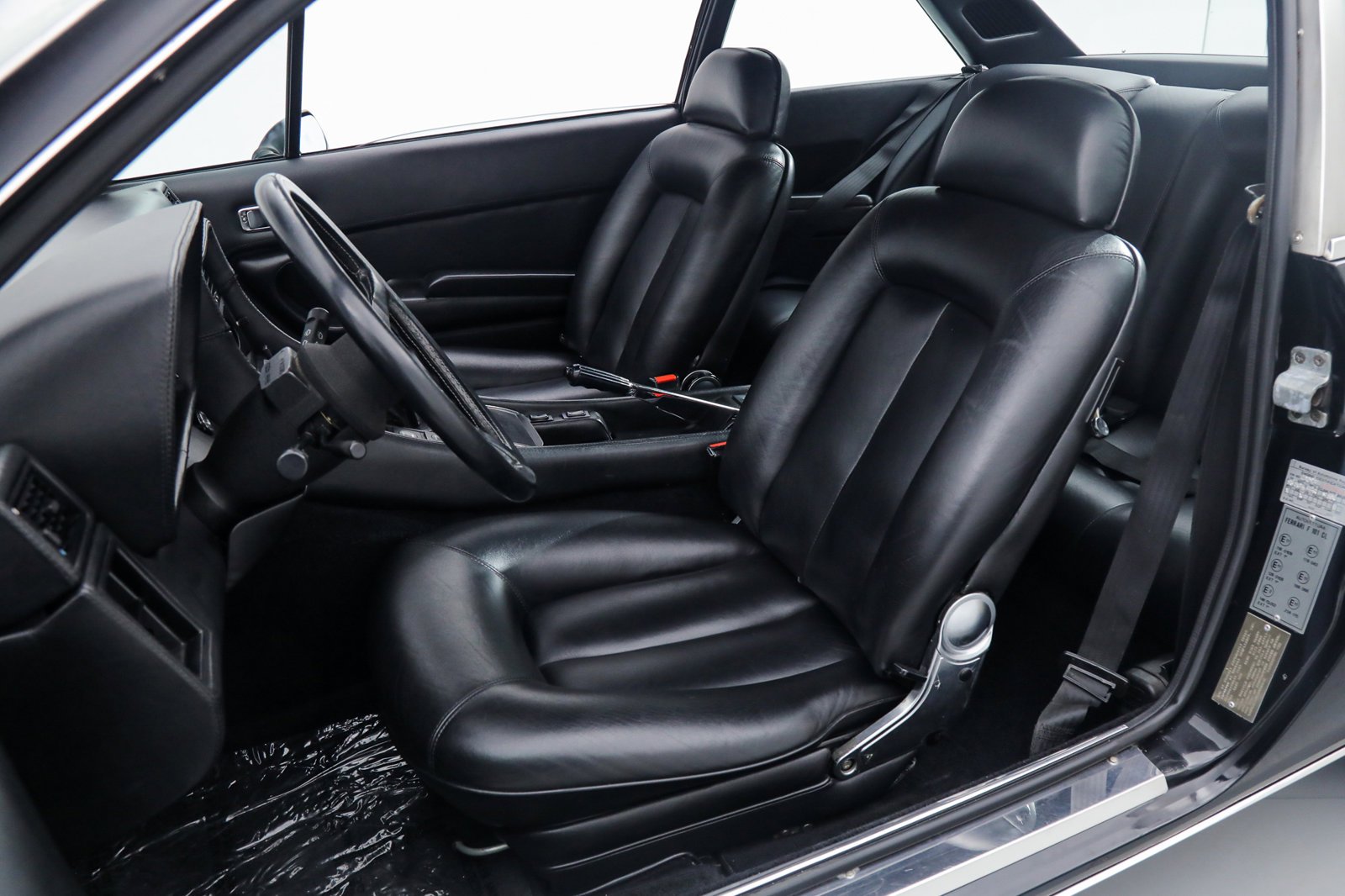 Used 1983 Black Ferrari  image 5