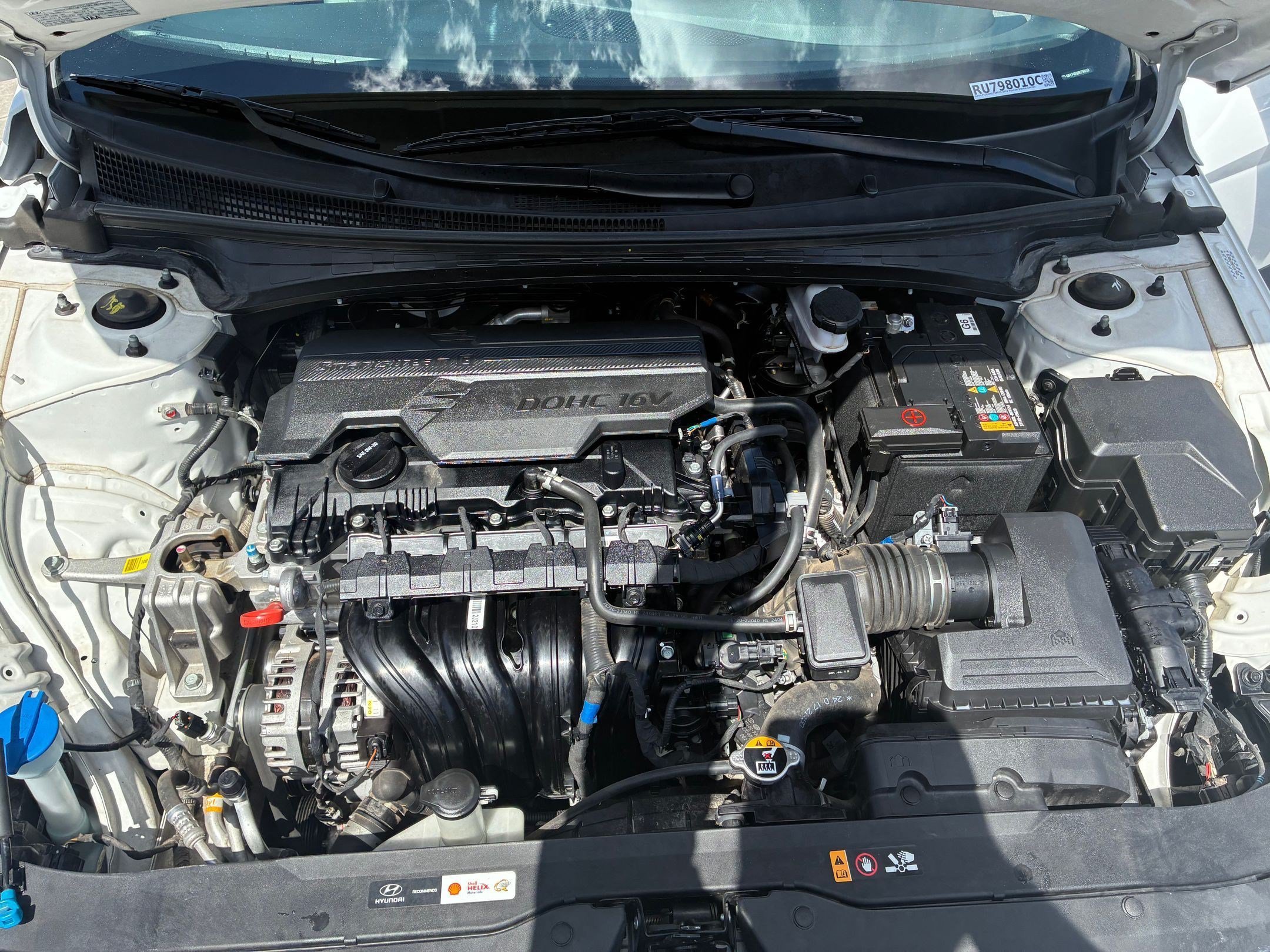 2024 Hyundai Elantra Limited - Photo 32