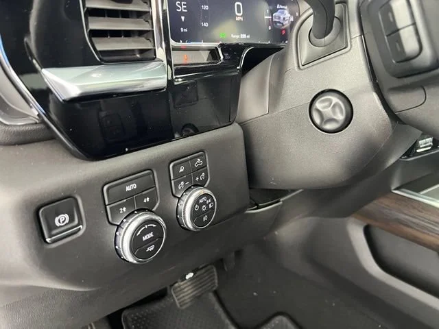 2026 GMC Sierra 1500 SLT - Photo 17