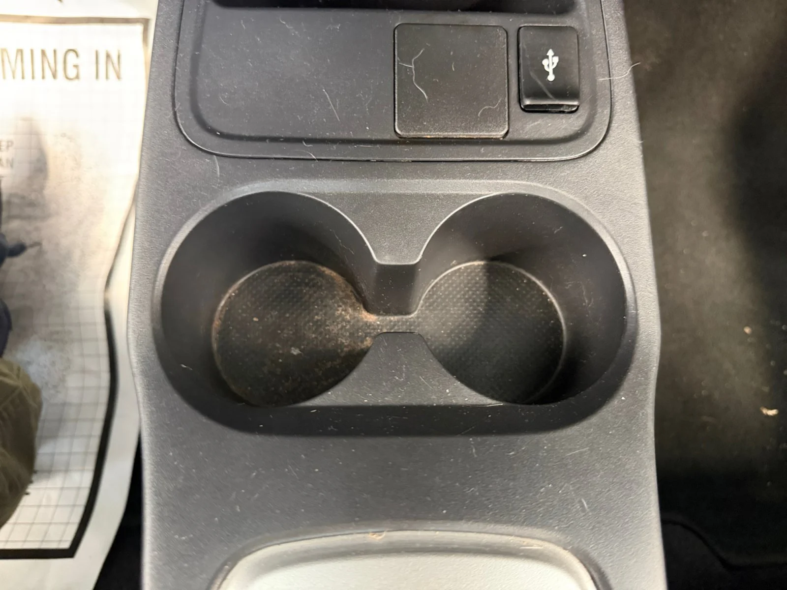 Used 2018 Gray Mitsubishi ES image 21