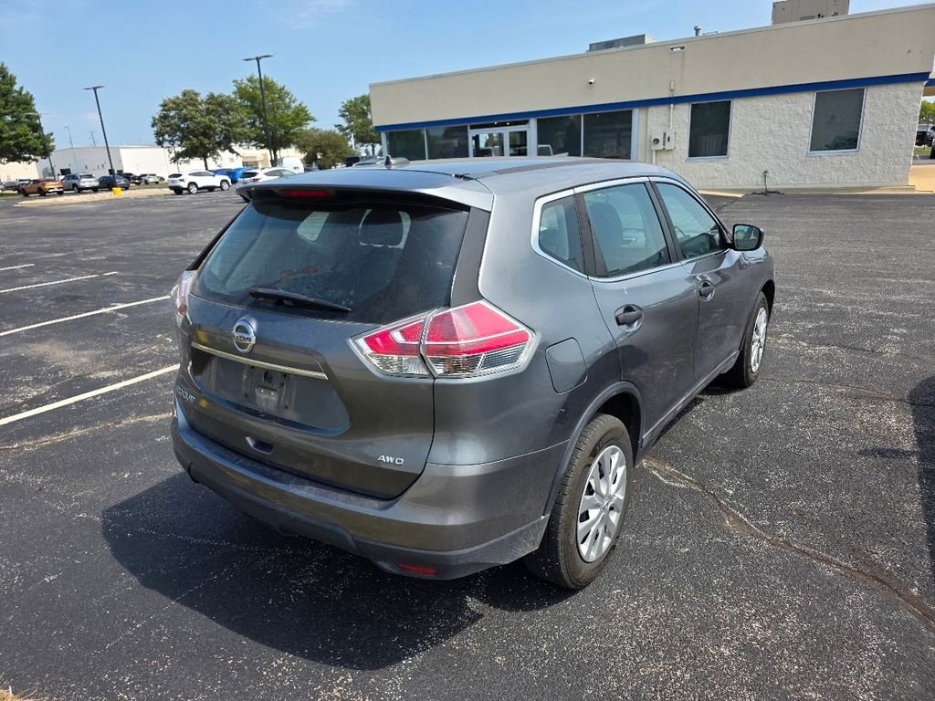 Used 2016 Gun Metallic Nissan S image 3