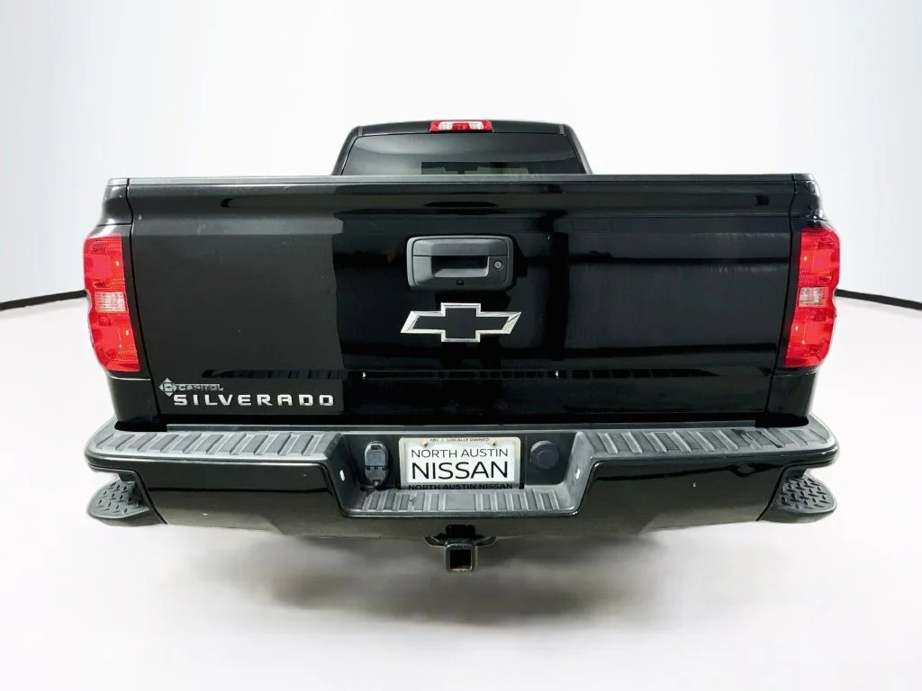 Used 2018 Black Chevrolet Custom image 6