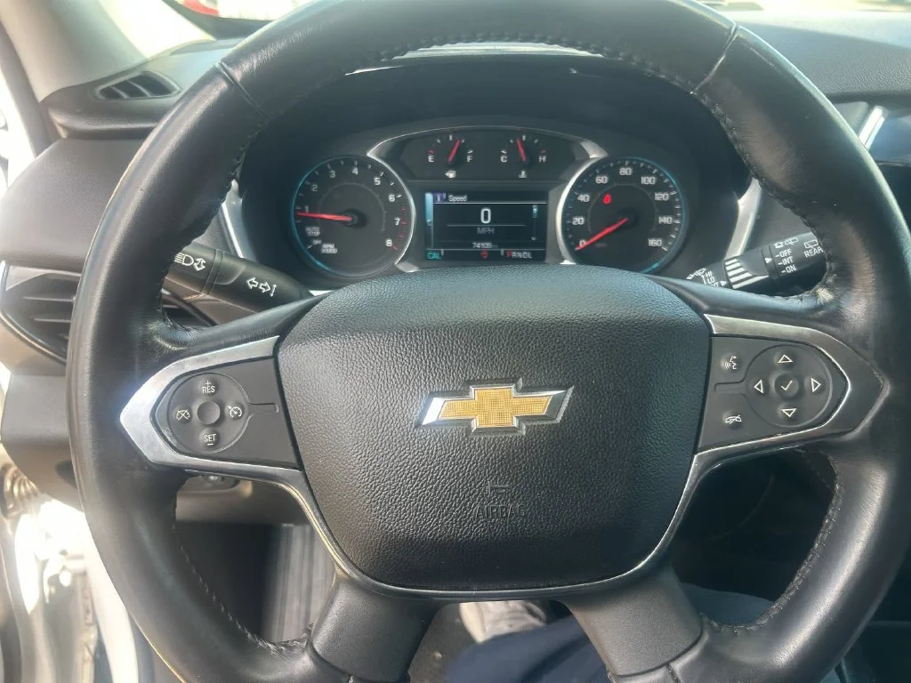 Used 2018 White Chevrolet LT image 19