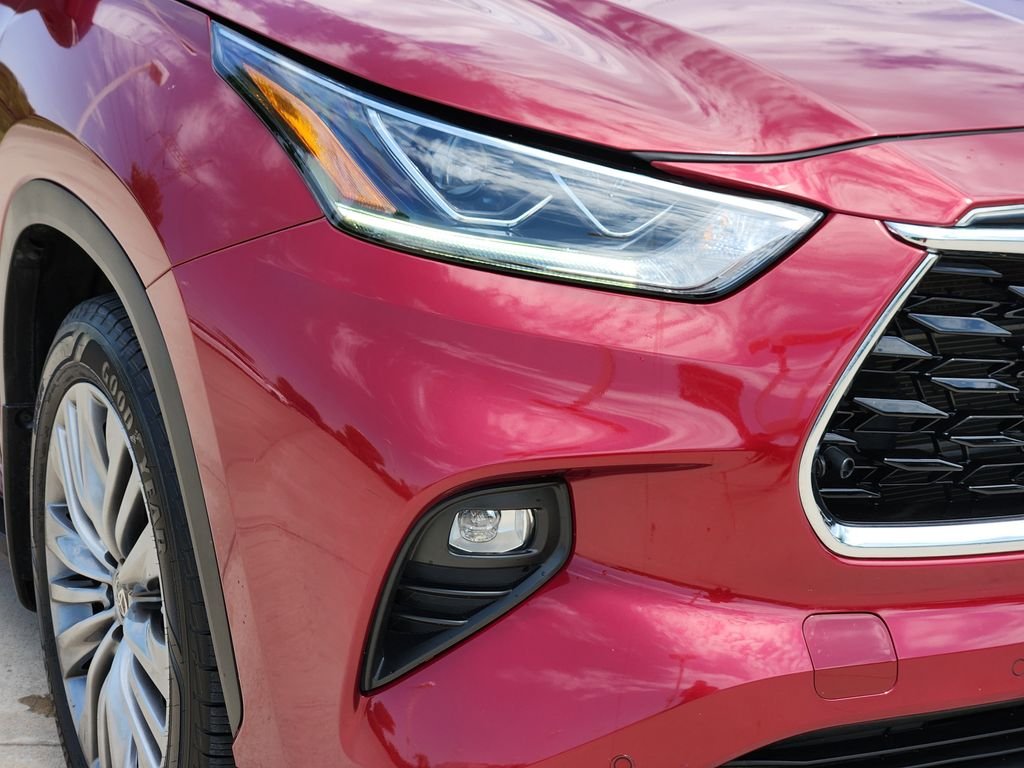 Used 2021 Red Toyota Platinum image 9