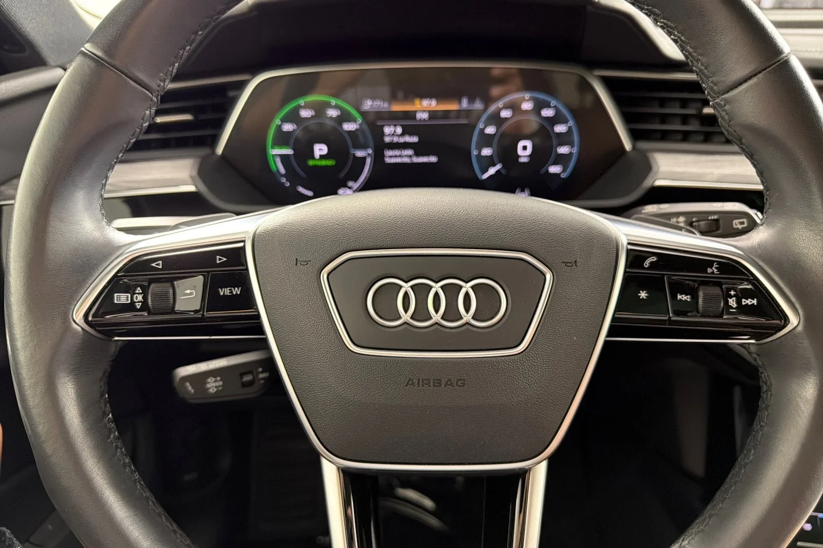 Used 2022 Navarra Blue Metallic Audi Chronos quattro image 23