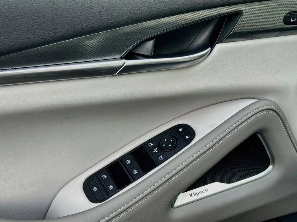 New 2027 MINERAL BLACK INFINITI Luxe FWD image 18
