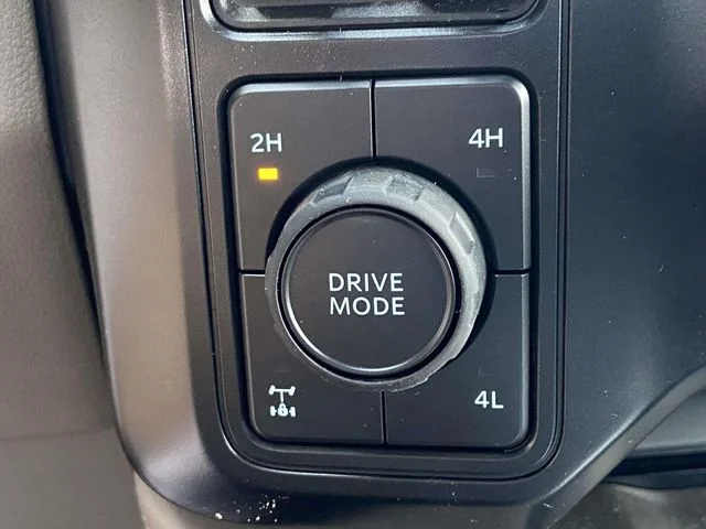 New 2026 White Ford Platinum image 25